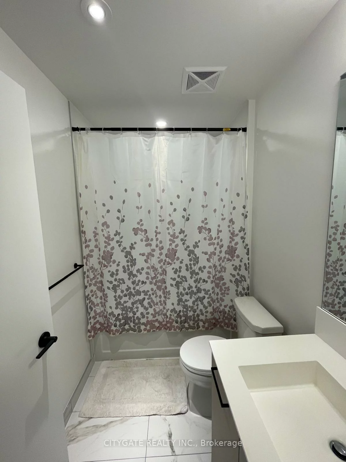 10, Lagerfeld, Northwest Brampton, Brampton