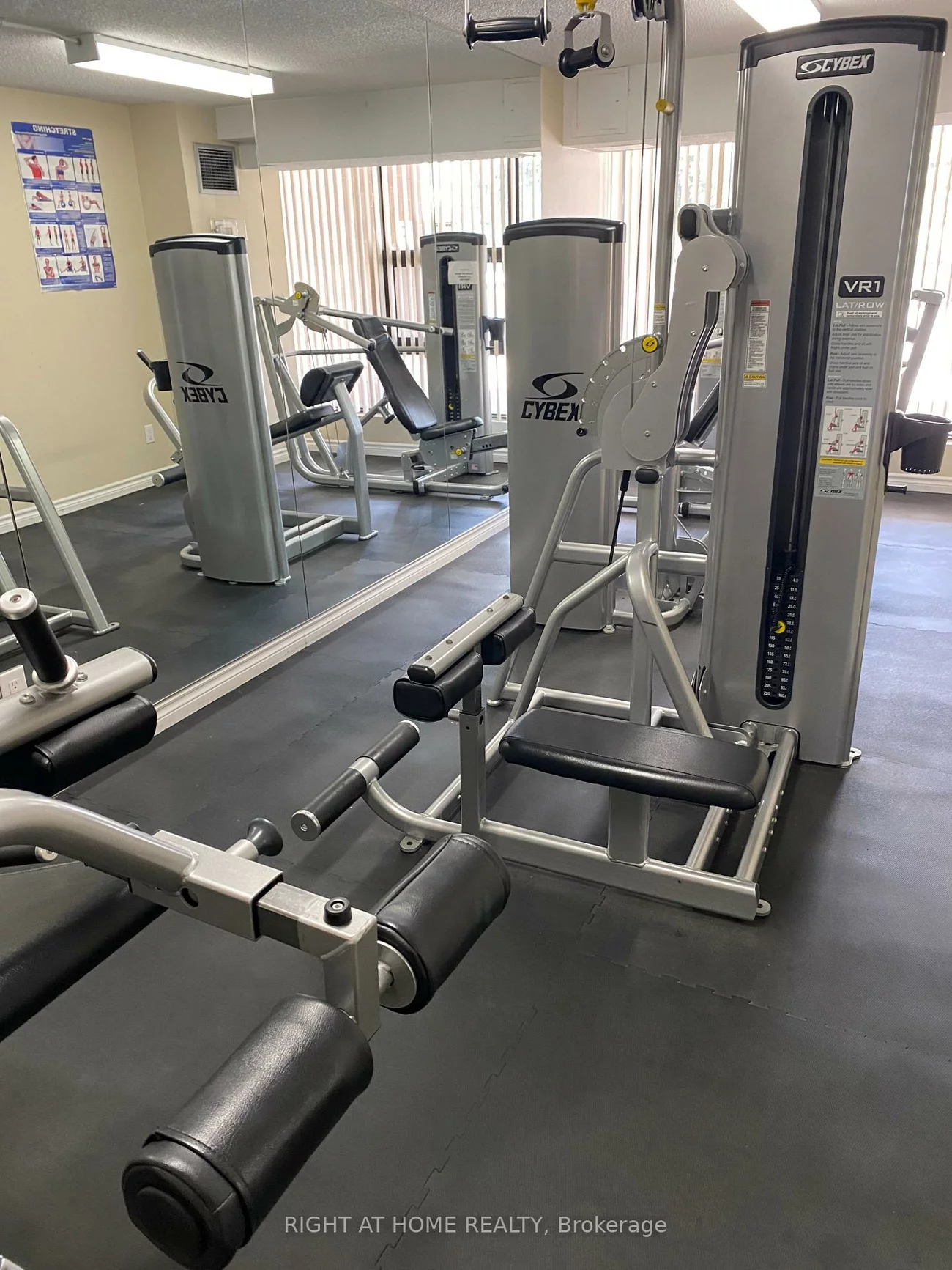 18, Knightsbridge, Queen Street Corridor, Brampton