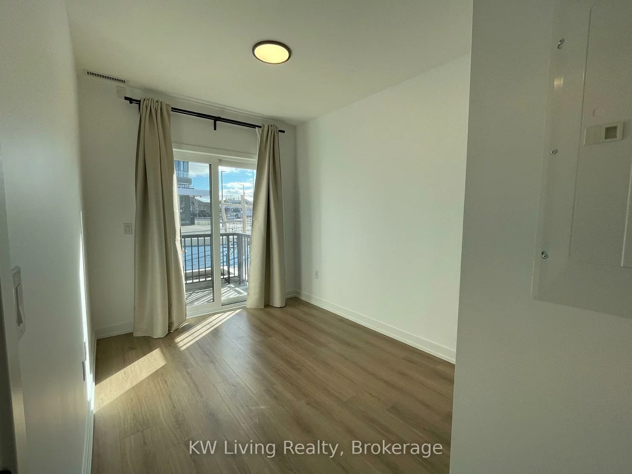 20, Lagerfeld, Northwest Brampton, Brampton