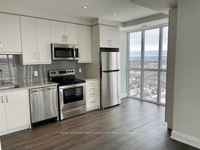 15, Lynch, Downtown Brampton, Brampton