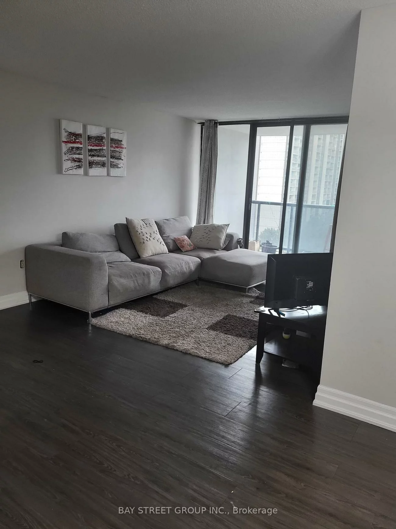 17, Knightsbridge, Queen Street Corridor, Brampton