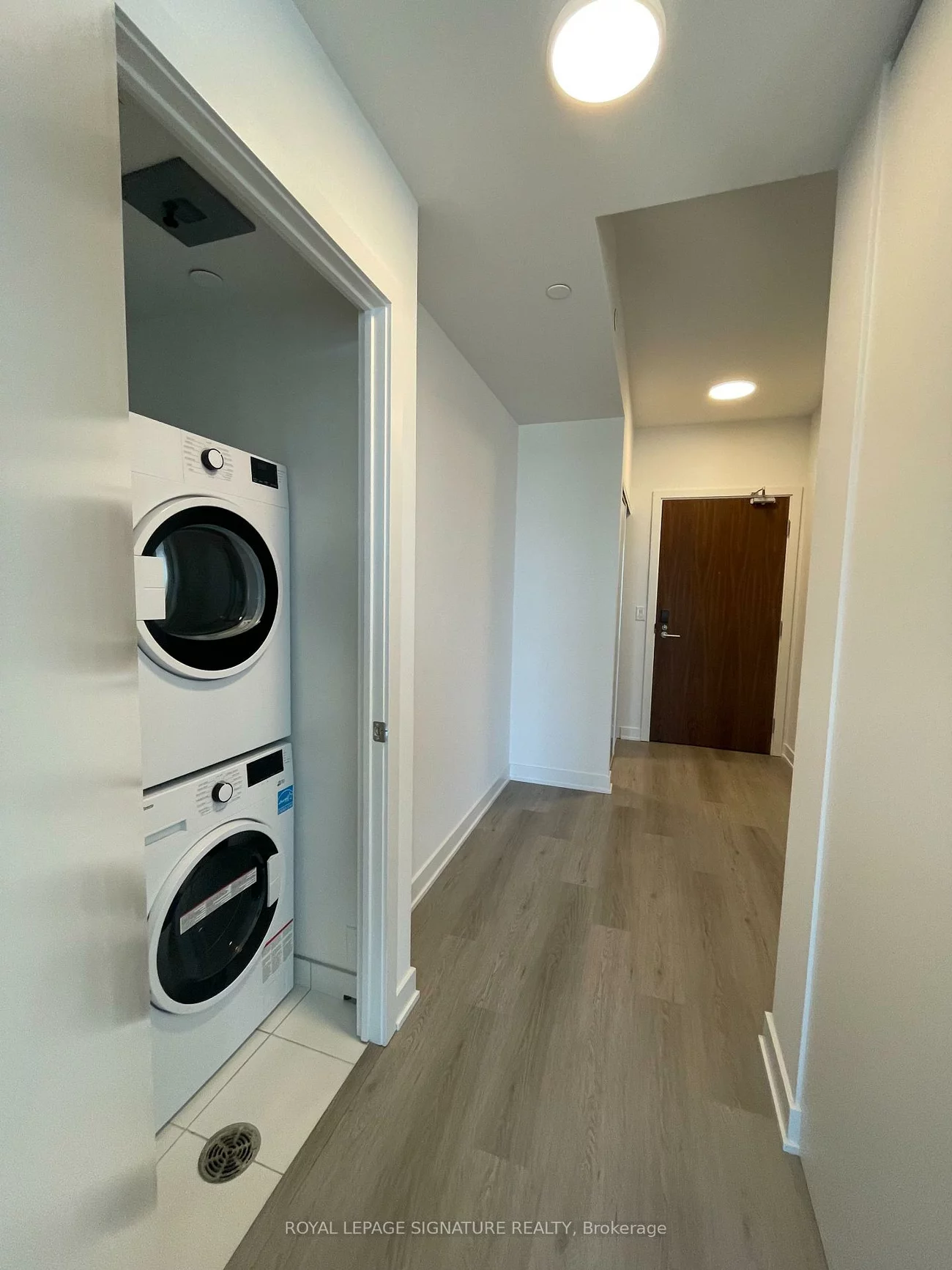 40, Lagerfeld, Northwest Brampton, Brampton