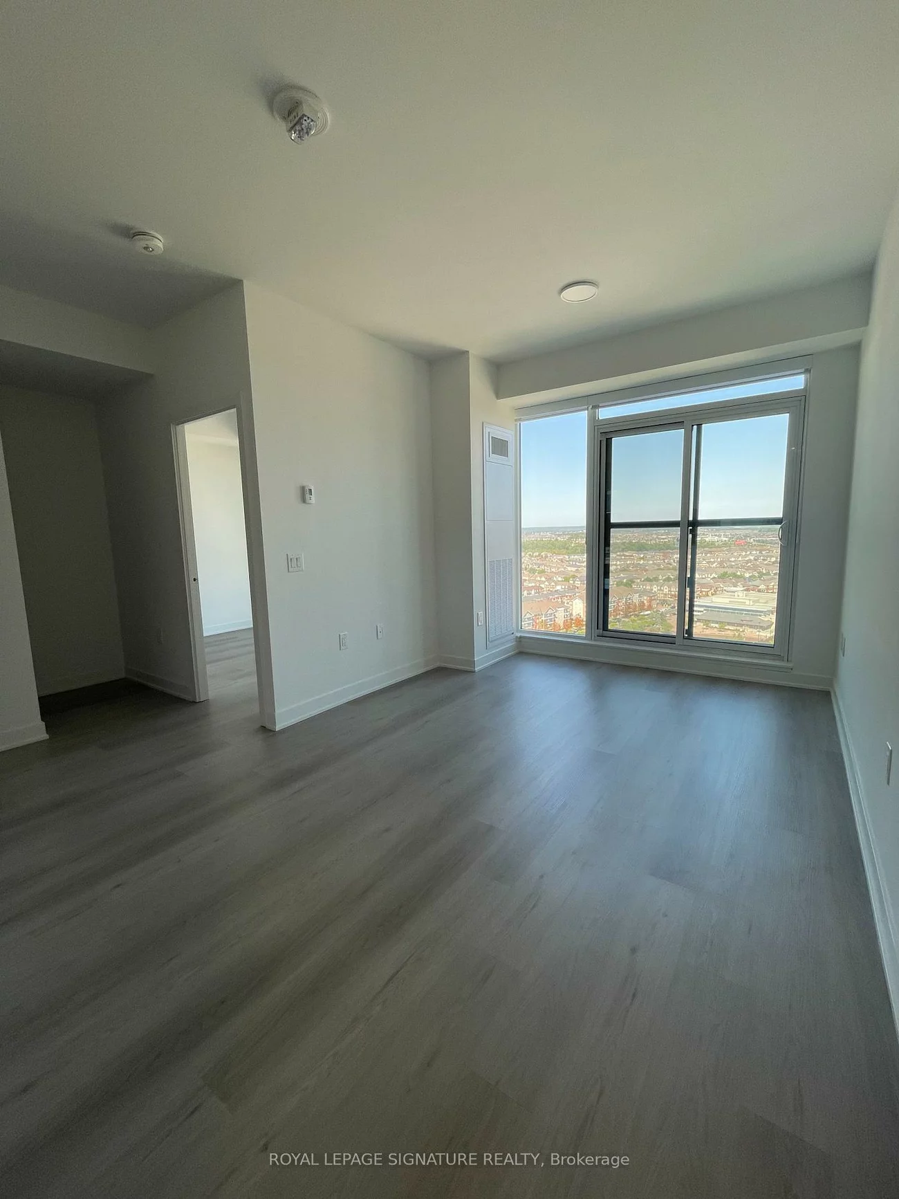 40, Lagerfeld, Northwest Brampton, Brampton