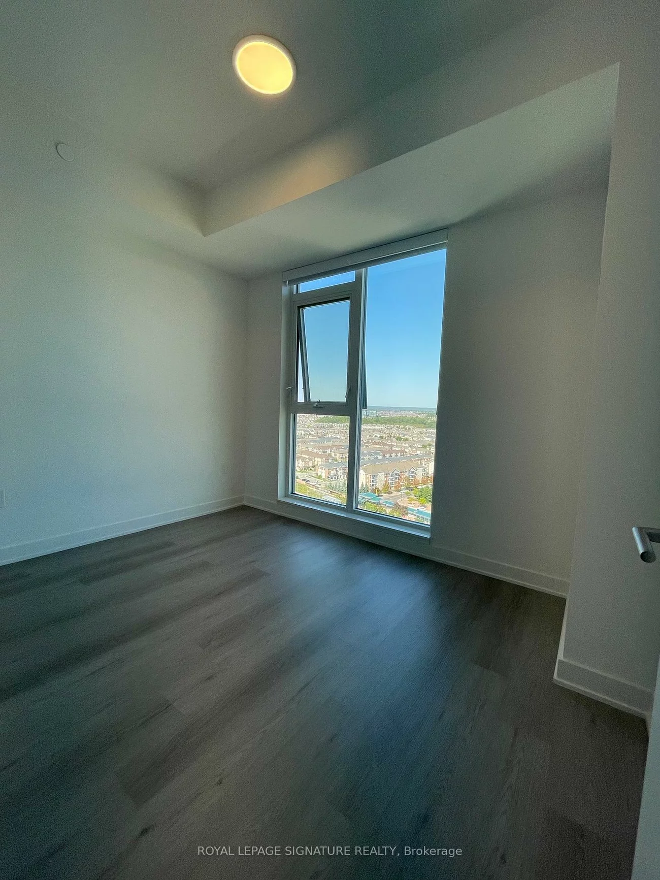 40, Lagerfeld, Northwest Brampton, Brampton