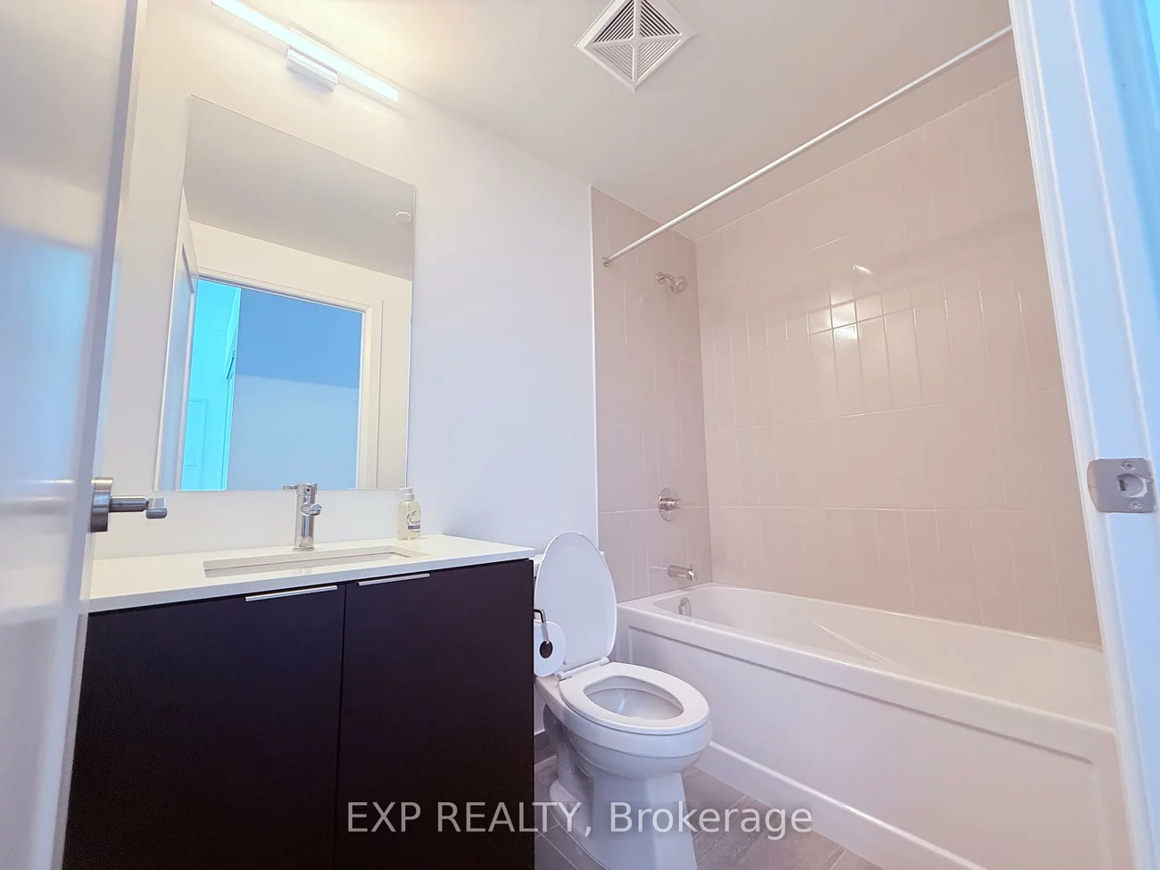 15, Skyridge, Bram East, Brampton