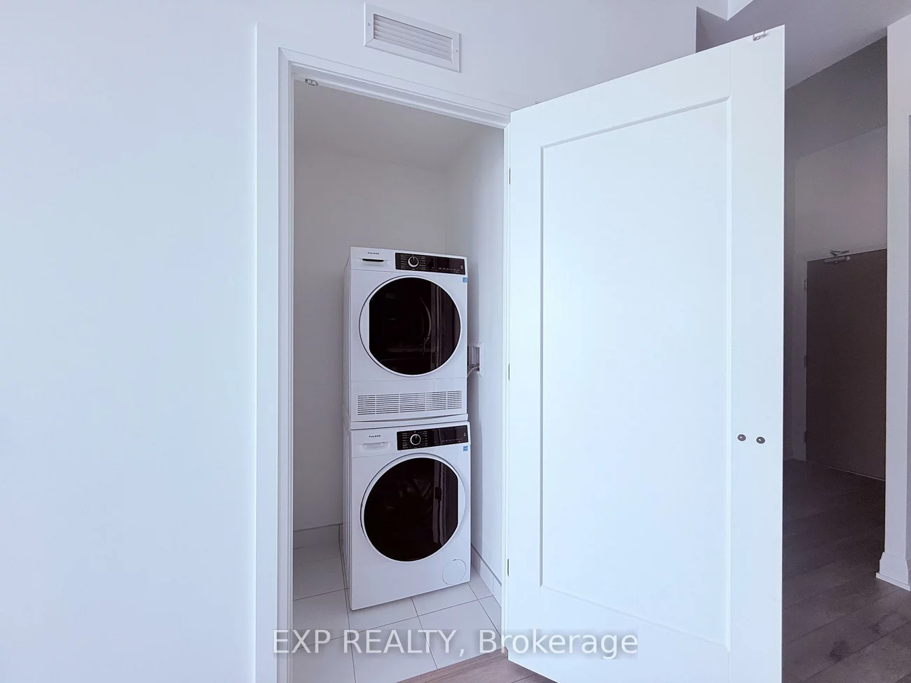 15, Skyridge, Bram East, Brampton