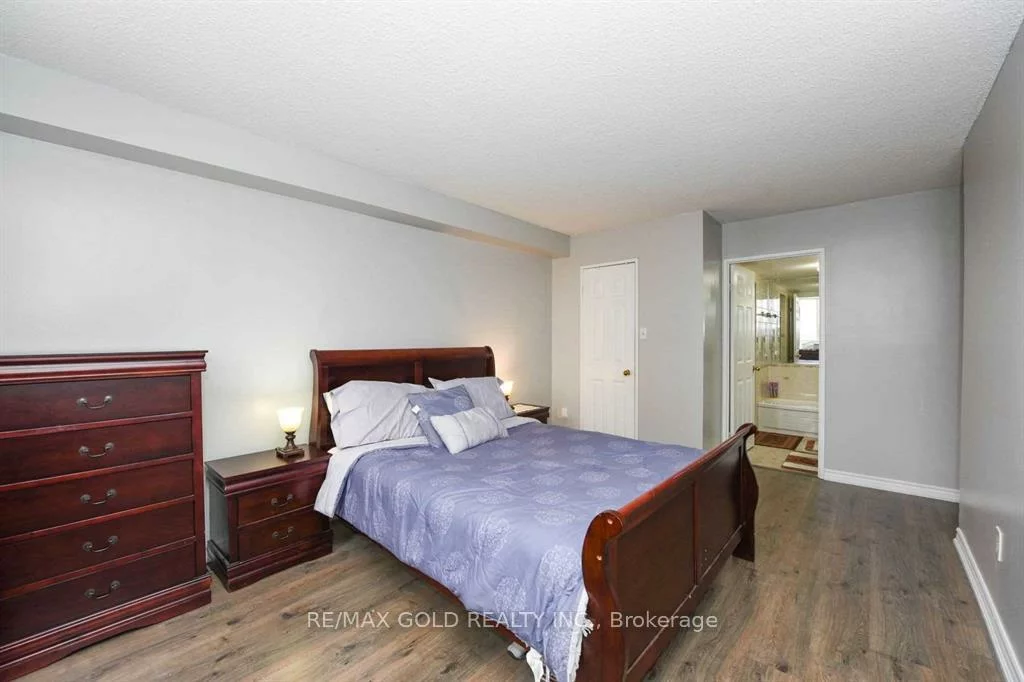 5, Lisa, Queen Street Corridor, Brampton