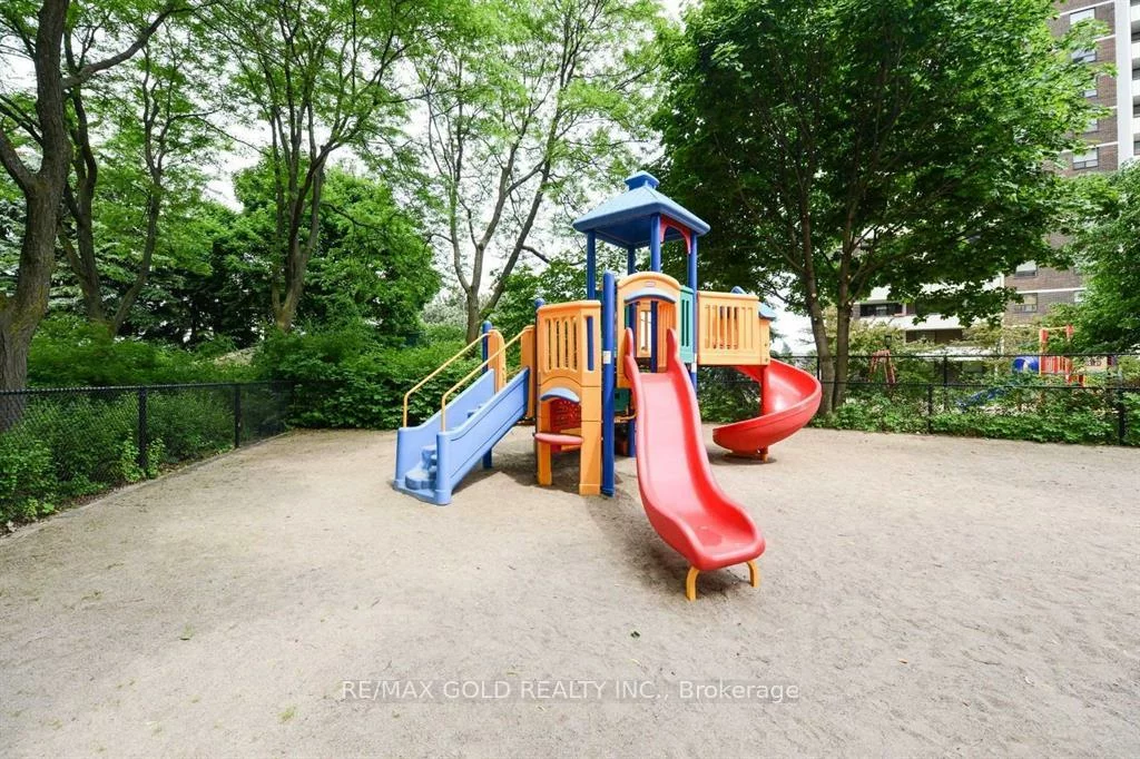 5, Lisa, Queen Street Corridor, Brampton