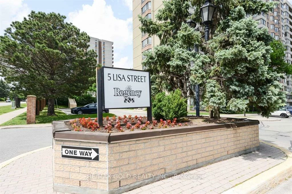 5, Lisa, Queen Street Corridor, Brampton