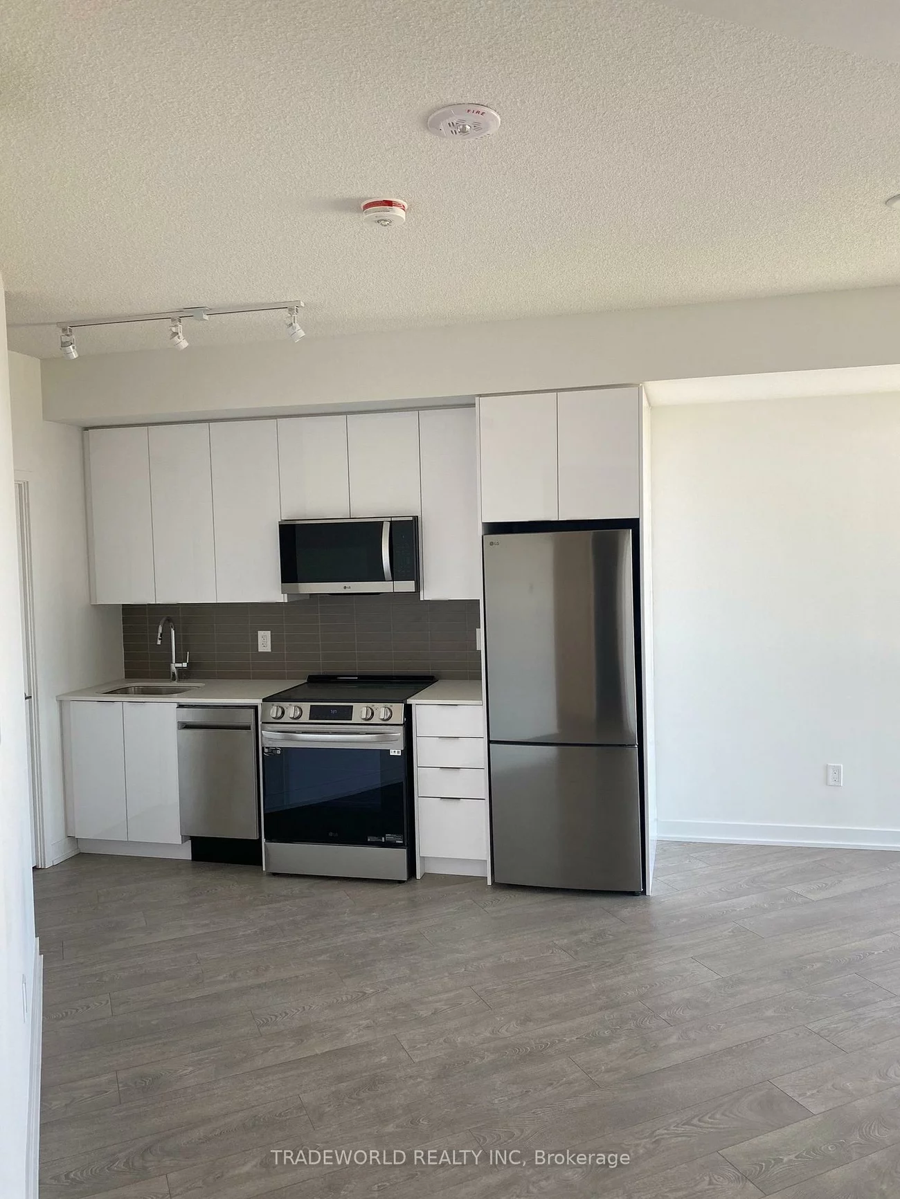 225, Malta, Fletcher's Creek South, Brampton