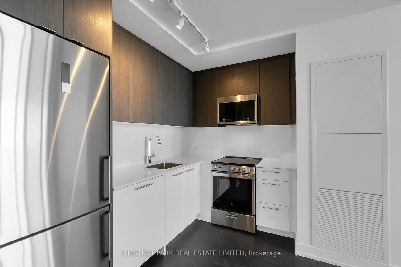 215, Veterans, Northwest Brampton, Brampton