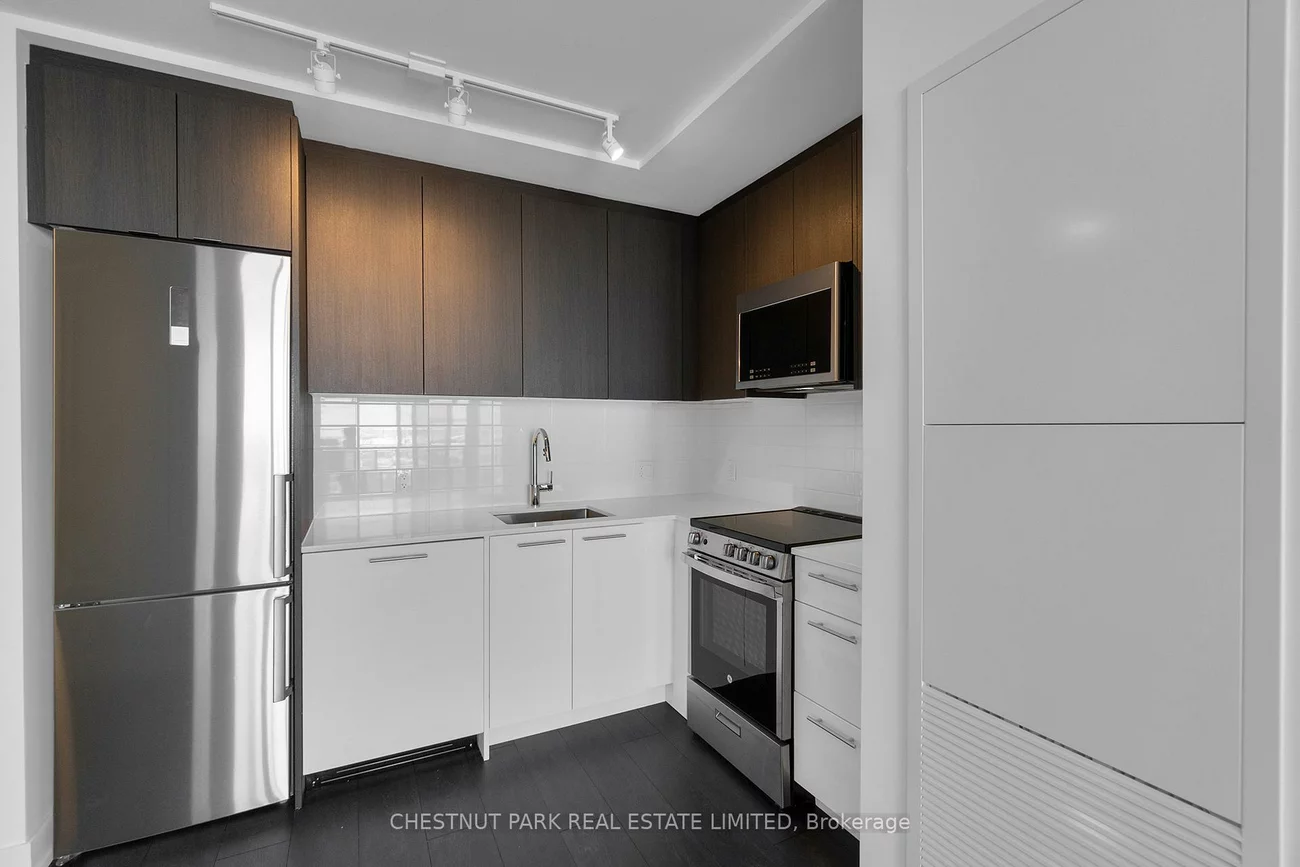 215, Veterans, Northwest Brampton, Brampton