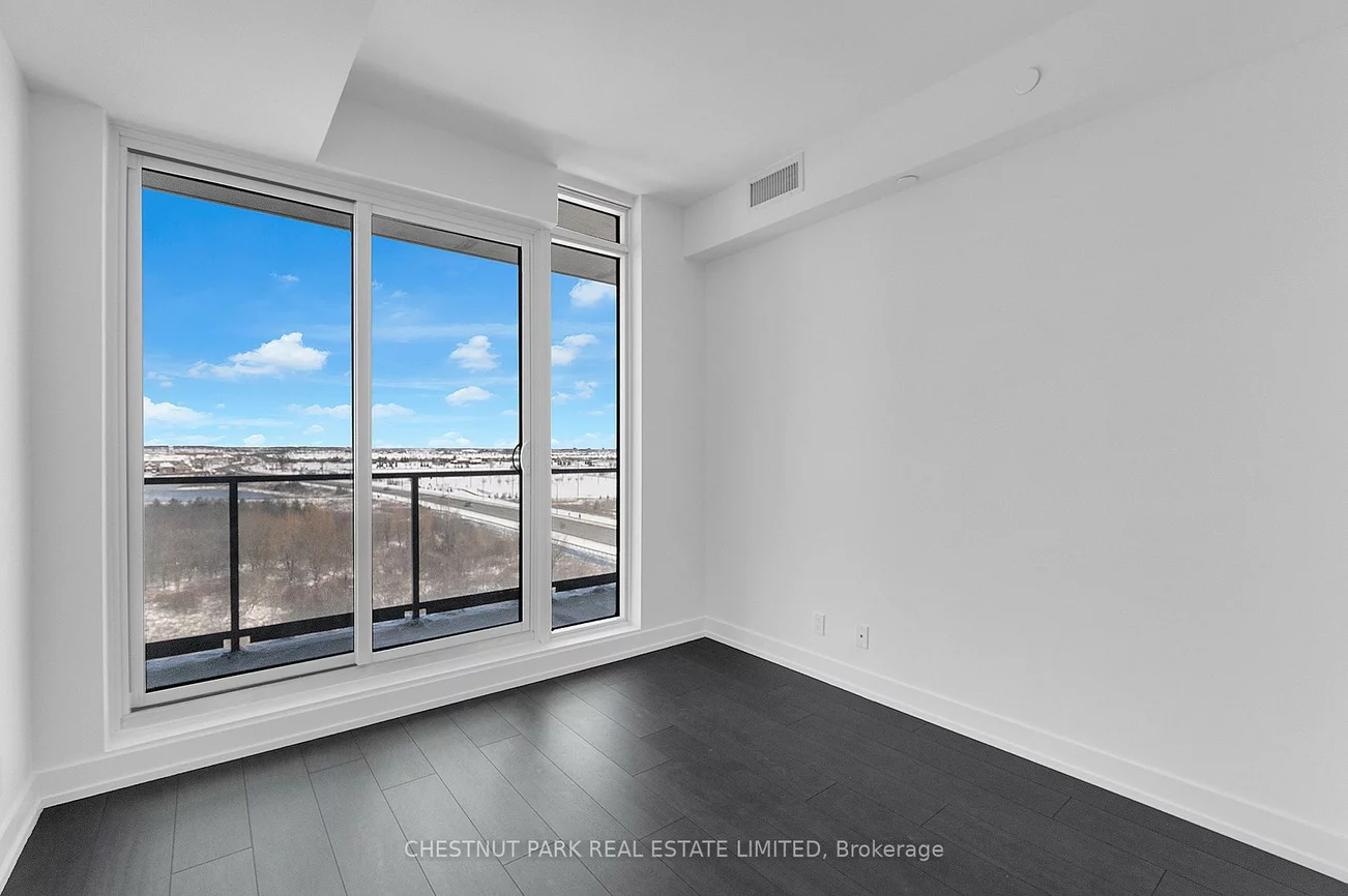 215, Veterans, Northwest Brampton, Brampton