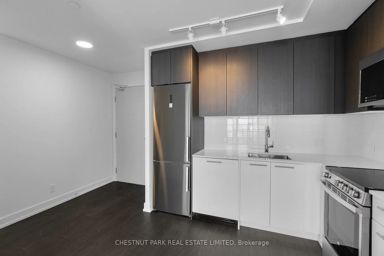 215, Veterans, Northwest Brampton, Brampton