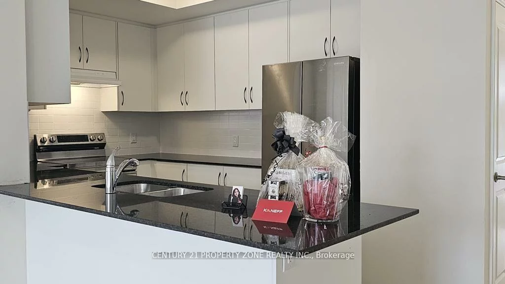 25, Knotsberry, Bram West, Brampton