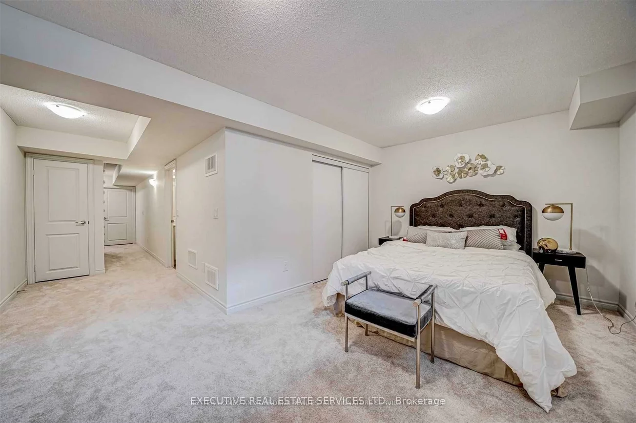 50, Edinburgh, Bram West, Brampton