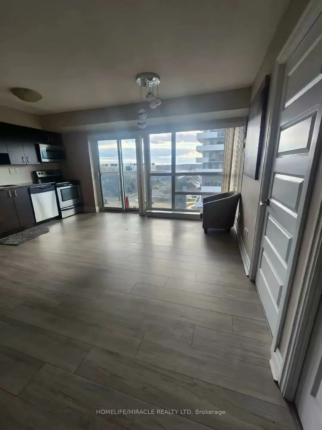 215, Queen, Queen Street Corridor, Brampton