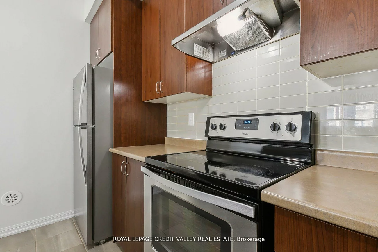 250, Sunny Meadow, Sandringham-Wellington, Brampton