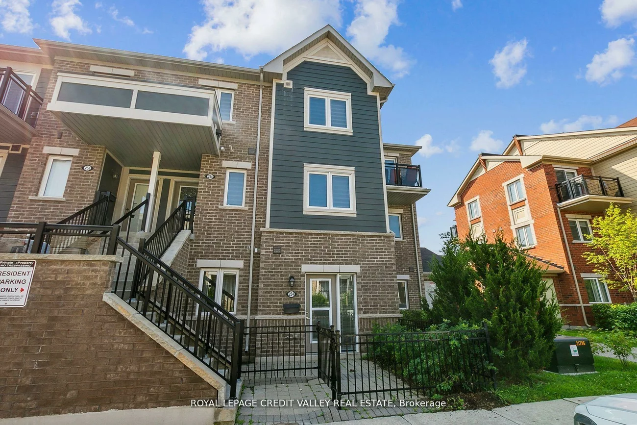 250, Sunny Meadow, Sandringham-Wellington, Brampton