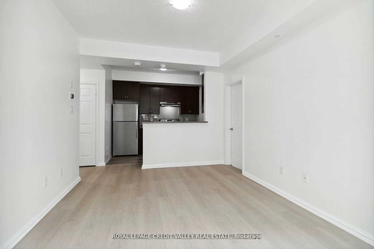 250, Sunny Meadow, Sandringham-Wellington, Brampton