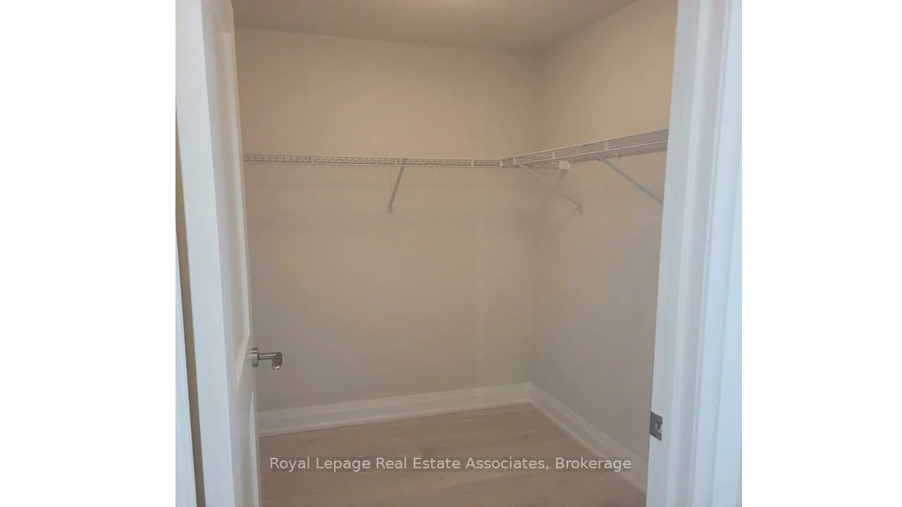 15, Lynch, Downtown Brampton, Brampton