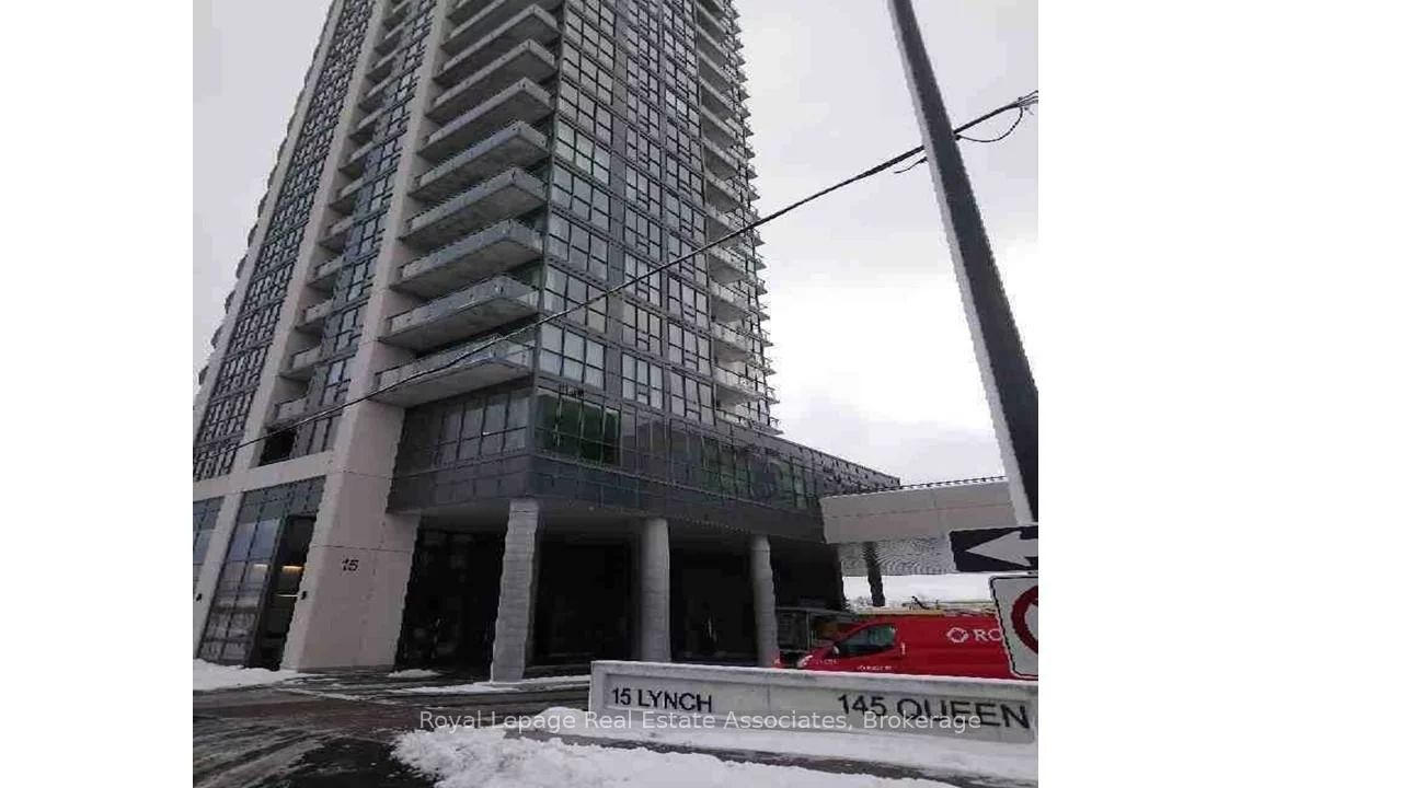 15, Lynch, Downtown Brampton, Brampton