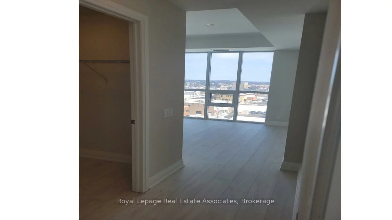 15, Lynch, Downtown Brampton, Brampton