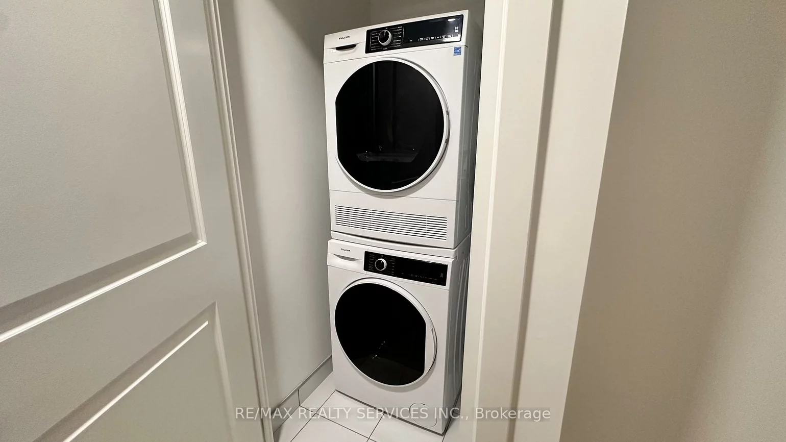 15, skyridge, Bram East, Brampton