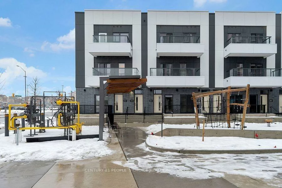 20, Lagerfeld, Northwest Brampton, Brampton