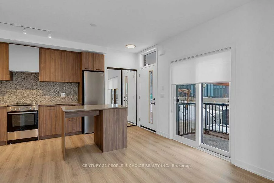 20, Lagerfeld, Northwest Brampton, Brampton