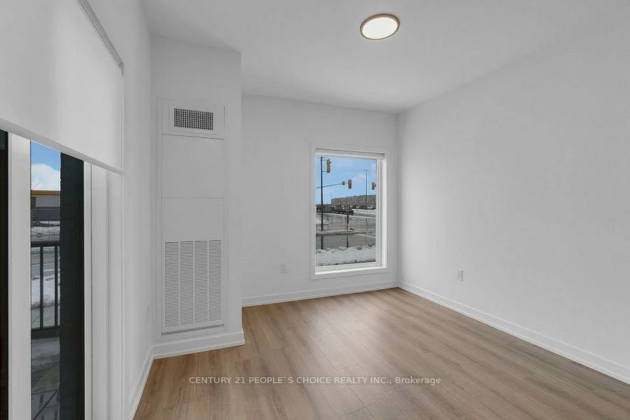 20, Lagerfeld, Northwest Brampton, Brampton