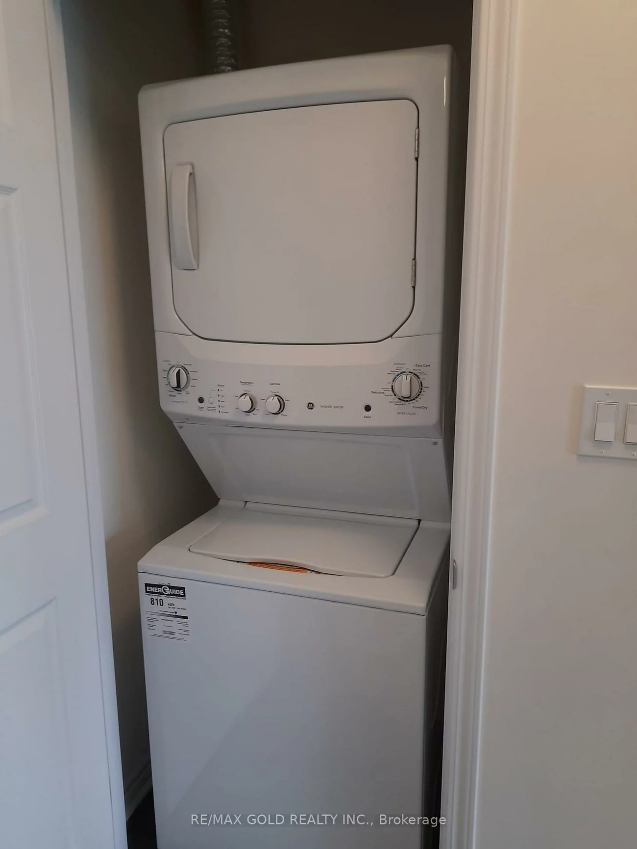 200, Lagerfeld, Northwest Brampton, Brampton