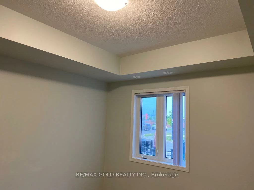 250, Sunny Meadow, Sandringham-Wellington, Brampton