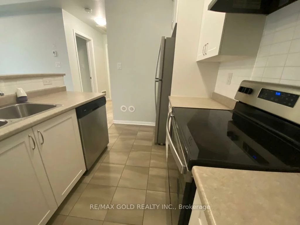 250, Sunny Meadow, Sandringham-Wellington, Brampton