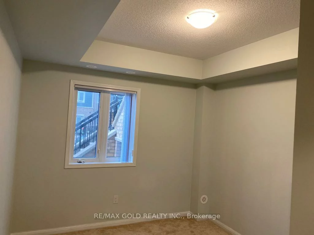 250, Sunny Meadow, Sandringham-Wellington, Brampton