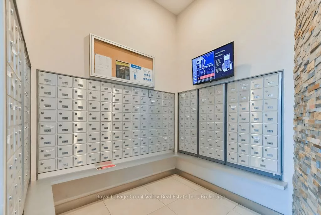 215, Queen, Queen Street Corridor, Brampton