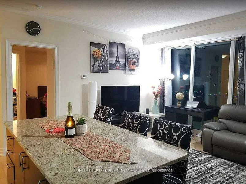 100, John, Downtown Brampton, Brampton