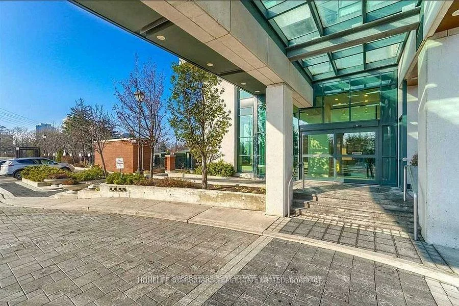 100, John, Downtown Brampton, Brampton