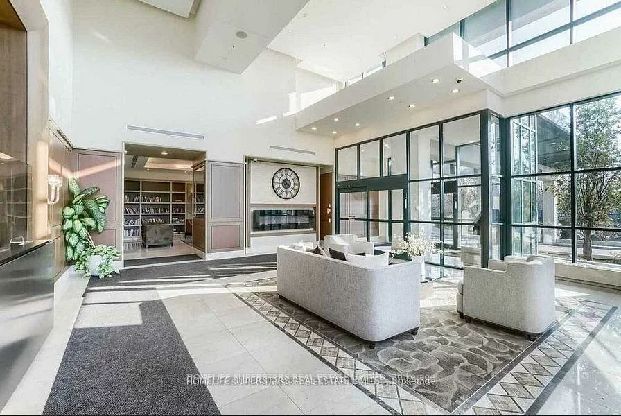 100, John, Downtown Brampton, Brampton