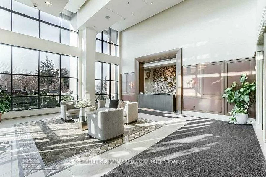 100, John, Downtown Brampton, Brampton