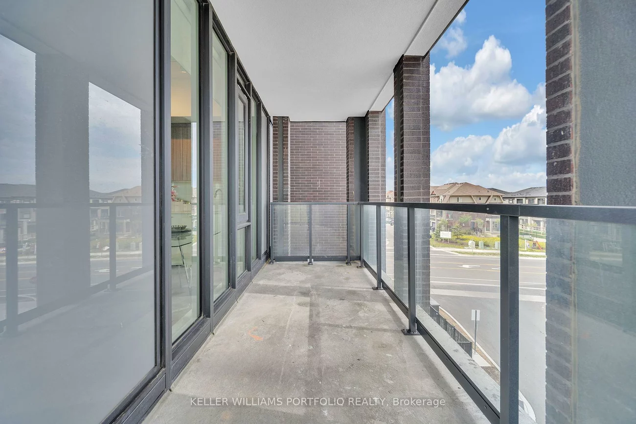 215, Veterans, Brampton West, Brampton