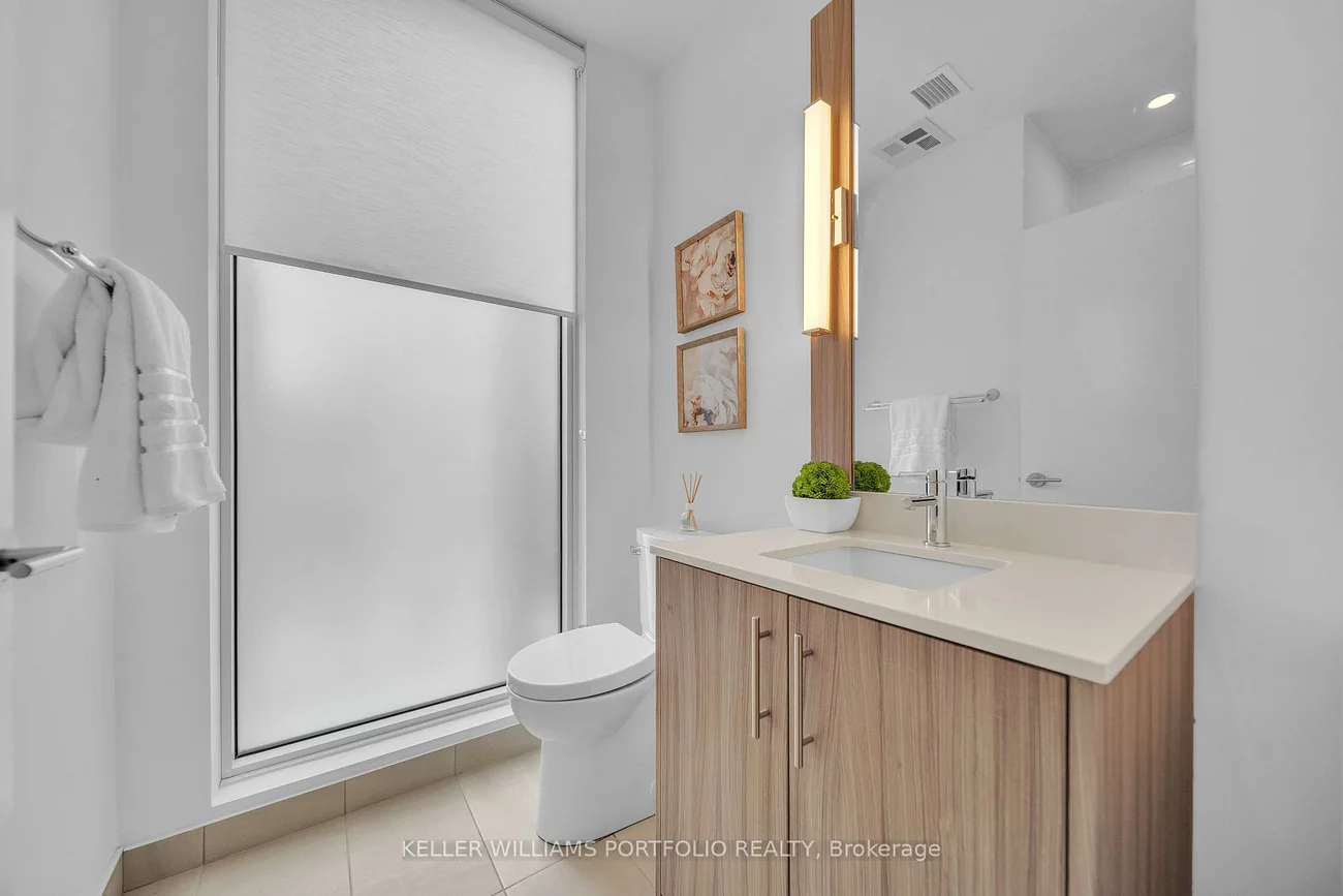 215, Veterans, Brampton West, Brampton