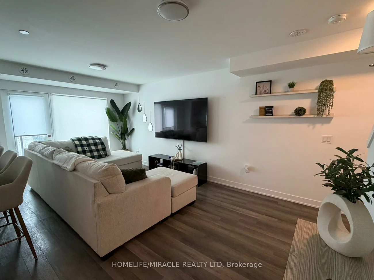 185, Veterans, Northwest Brampton, Brampton