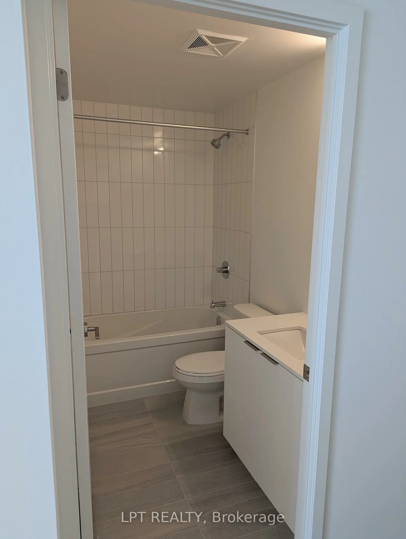 15, Skyridge, Bram East, Brampton