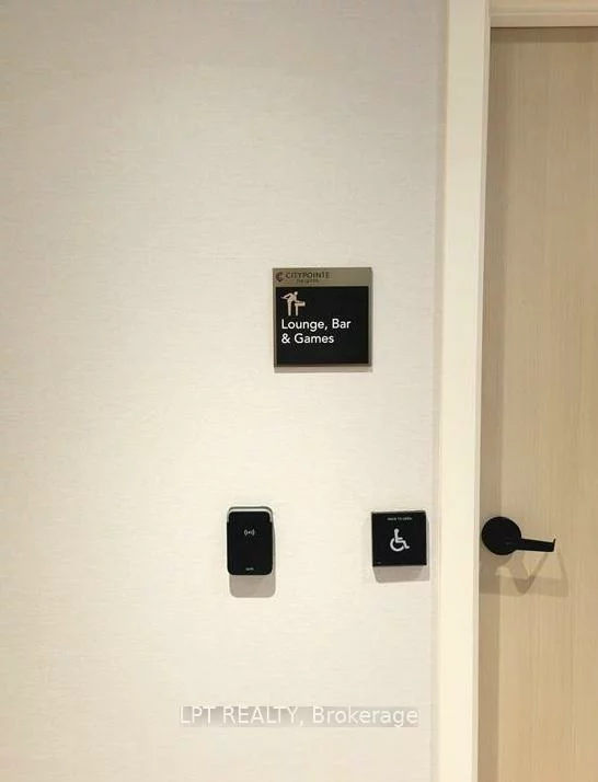 15, Skyridge, Bram East, Brampton