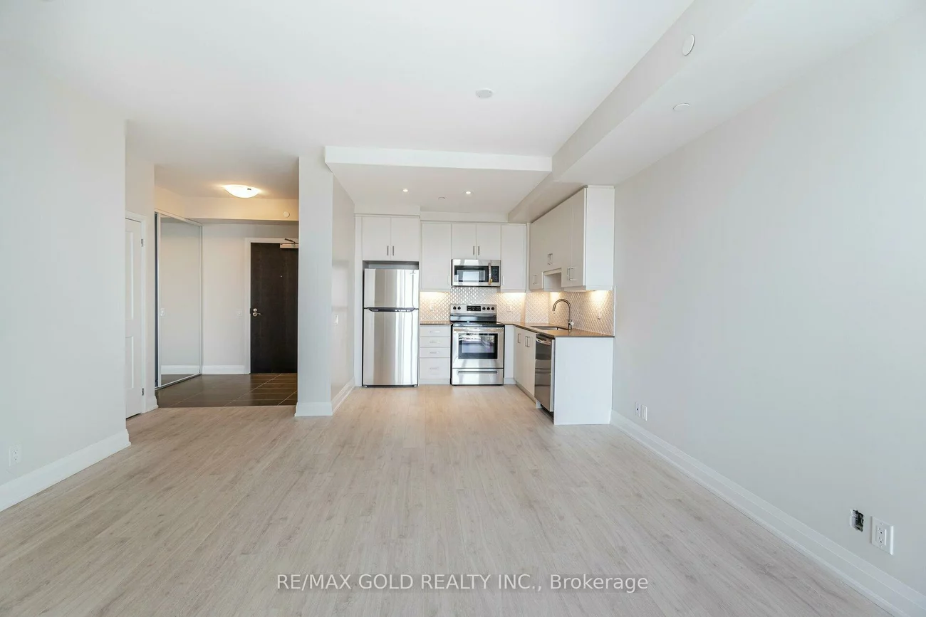 15, Lynch, Queen Street Corridor, Brampton