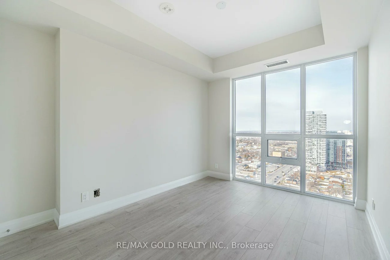 15, Lynch, Queen Street Corridor, Brampton