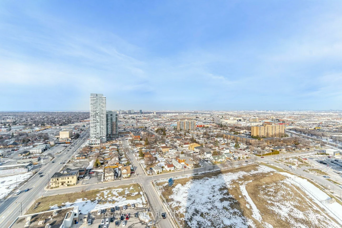 15, Lynch, Queen Street Corridor, Brampton