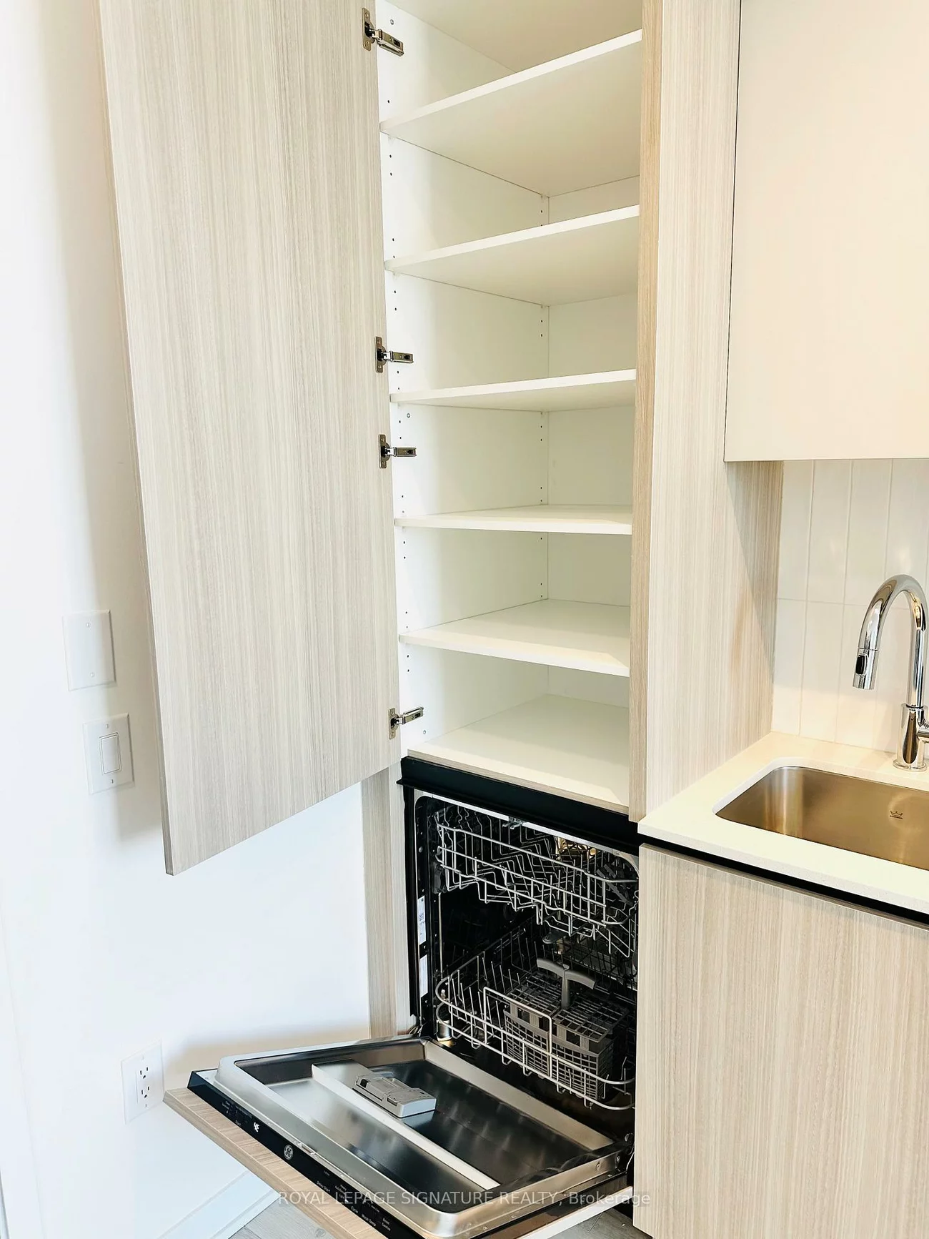 20, All Nations, Northwest Brampton, Brampton