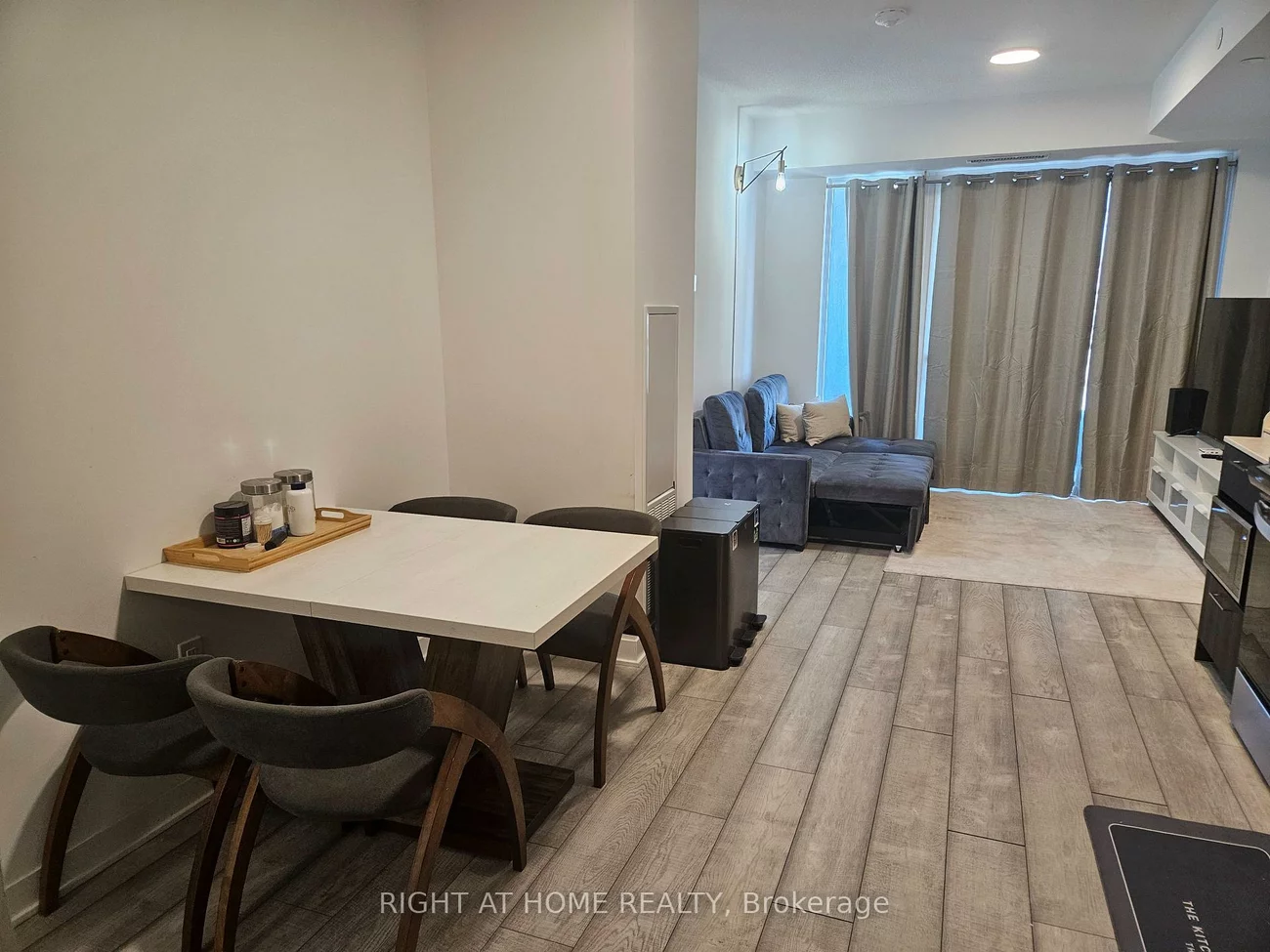 260, Malta, Fletcher's Creek South, Brampton